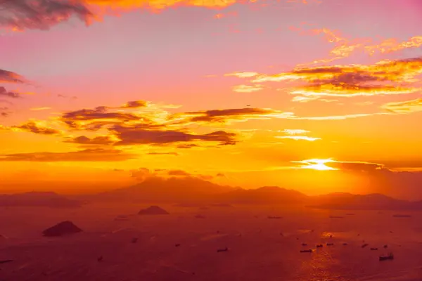 Beautiful Colorful Sunset Hong Kong City Skyline Sea Ocean Bay — Stock Photo, Image