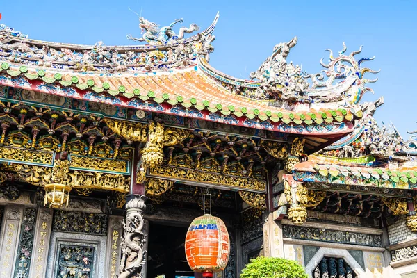 Красивая Архитектура Здания Популярное Место Городе Тайбэй Является Лоншань Храм — стоковое фото