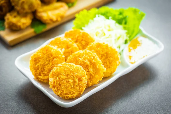 Deep Fried Crispy Shrimp Prawn Cake Vegetable Sweet Sauce White — Stock Photo, Image