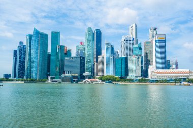 Singapur, 21 Ocak 2019: gökdelen marina defne Singapur City çevresinde bina güzel mimari