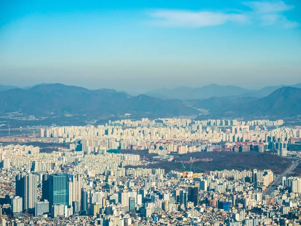 Bellissimo edificio di architettura nella città di Seoul — Foto Stock