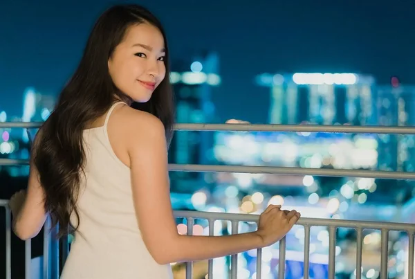 Beautiful Asian Women Smile Happy Singapore City View Night — Stock Photo, Image