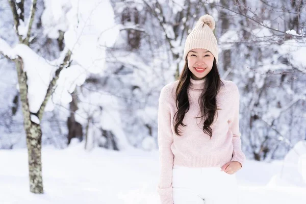 Portrait Young Beautiful Asian Woman Smile Happy Travel Enjoy Snow — Stock Photo, Image