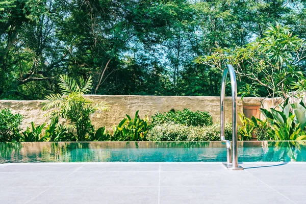 Schöne Landschaft Freibad Hotel Und Resort Für Freizeit Und Reisen — Stockfoto