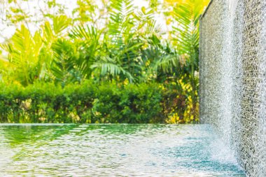 Tatil tatil seyahat konsepti için otel ve tatil güzel lüks açık yüzme havuzu