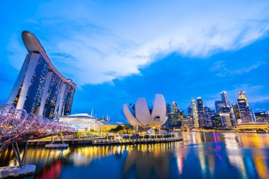 Gökdelen marina defne Singapur City çevresinde bina güzel mimari