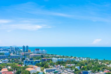 Güzel manzara ve hua hin şehir manzarası neredeyse deniz plajı bir