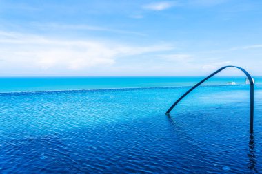 Güzel Açık Yüzme havuzunda otel ve tatil