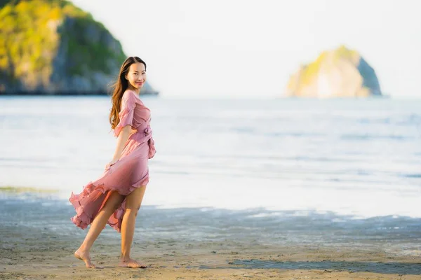 Portrait Beautiful Young Asian Woman Smile Happy Walk Tropical Outdoor — Stock Photo, Image