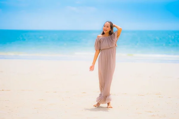 Portrait Beautiful Young Asian Woman Smile Happy Walk Tropical Outdoor — Stock Photo, Image