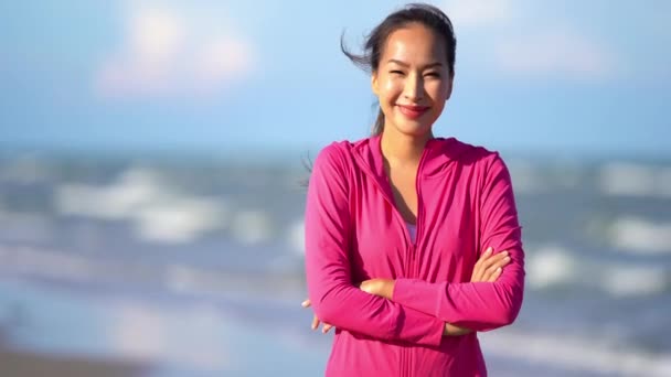 Footage Beautiful Asian Young Woman Seashore — Stock Video
