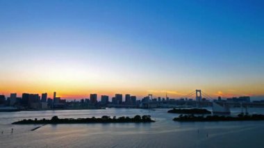 Modern megalopolis Asya şehrinin manzaralı görüntüleri