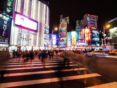 Taipei, Tayvan - 27 Kasım 2018: Ximending sokak pazar Tayvan popüler bölgesi olduğunu