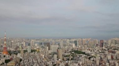 Modern megalopolis Asya şehrinin manzaralı görüntüleri