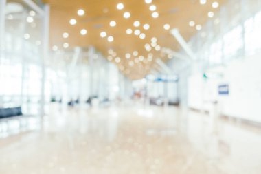 Soyut bulanıklık ve Havaalanı yolcu trans için terminal defocused