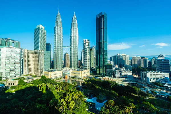 Prachtige architectuur bouwen exterieur stad in kuala lumpur sk — Stockfoto