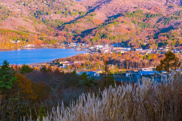 Vackra landskapet runt berget fuji i yamanakako sjö — Stockfoto