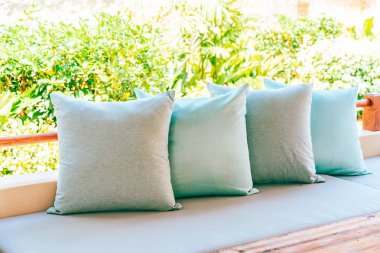 Kanepe sandalye dekorasyon açık veranda Bahçe Manzaralı yastık