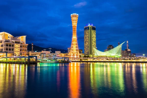 Bela paisagem urbana com arquitetura edifício e torre kobe ci — Fotografia de Stock