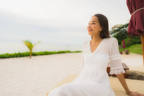 Portrait beautiful asian woman wear hat with smile happy leisure — Stock Photo, Image