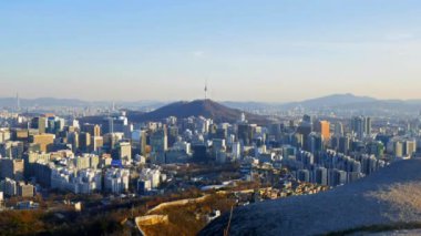 Modern megalopolis Asya şehrinin manzaralı görüntüleri