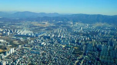 Modern megalopolis Asya şehrinin manzaralı görüntüleri