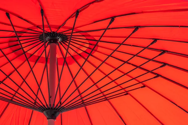 Vermelho guarda-chuva texturas abstratas e superfície — Fotografia de Stock