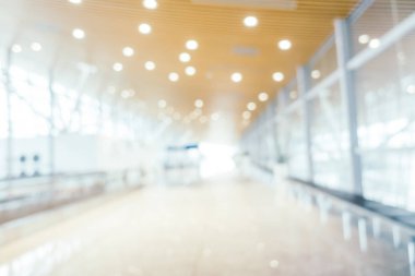 Soyut bulanıklık ve Havaalanı yolcu trans için terminal defocused