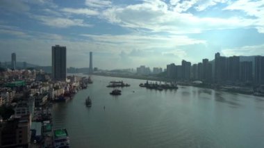 Modern megalopolis Asya şehrinin manzaralı görüntüleri