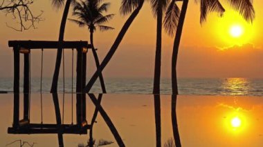 tatil otelinde sakin görüntü boş havuz