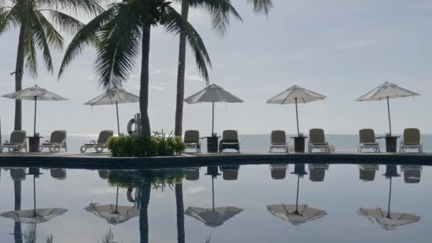 Imagens Tranquilas Piscina Vazia Hotel Resort — Vídeo de Stock