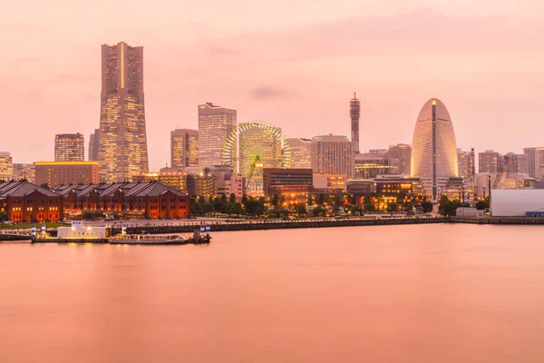 Hermoso edificio y arquitectura en la ciudad de Yokohama skyline —  Fotos de Stock