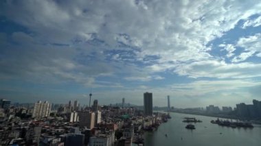 Modern megalopolis Asya şehrinin manzaralı görüntüleri