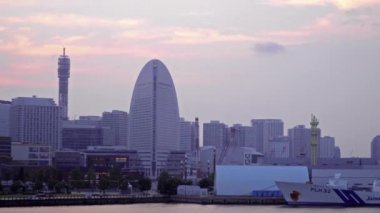Modern megalopolis Asya şehrinin manzaralı görüntüleri