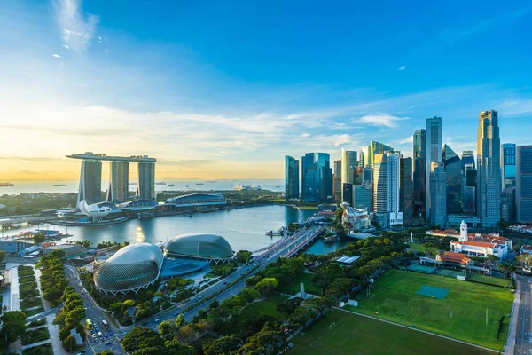 Prachtige architectuur bouwen exterieur stadsgezicht in Singapore — Stockfoto