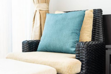 Kanepe dekorasyon yastık