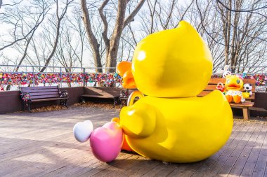 Seoul, Güney Kore 6 Aralık 2018: aşk anahtar namsan Dağı'nda