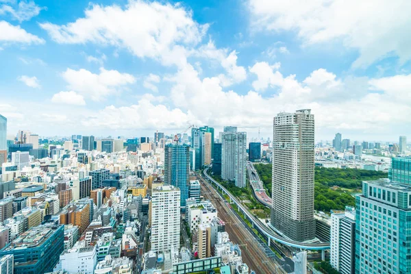 Vacker arkitektur byggnad i tokyo stadens silhuett — Stockfoto