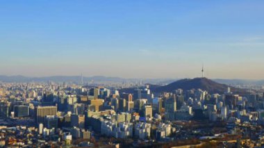 Modern megalopolis Asya şehrinin manzaralı görüntüleri