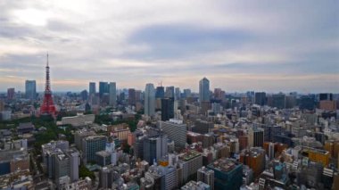 Modern megalopolis Asya şehrinin manzaralı görüntüleri