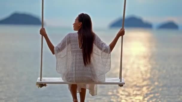 Séquences Femme Asiatique Sur Bord Mer Pendant Les Vacances Été — Video
