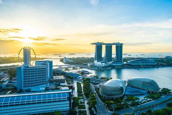 Prachtige architectuur bouwen exterieur stadsgezicht in Singapore — Stockfoto