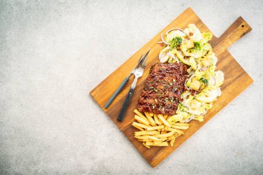 Izgara Barbekü domuz eti ripleri