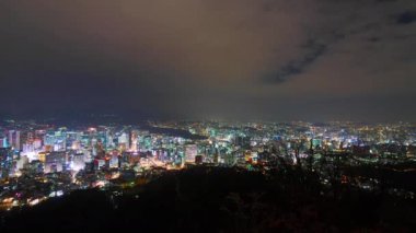 Modern megalopolis Asya şehrinin manzaralı görüntüleri