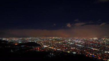 Modern megalopolis Asya şehrinin manzaralı görüntüleri