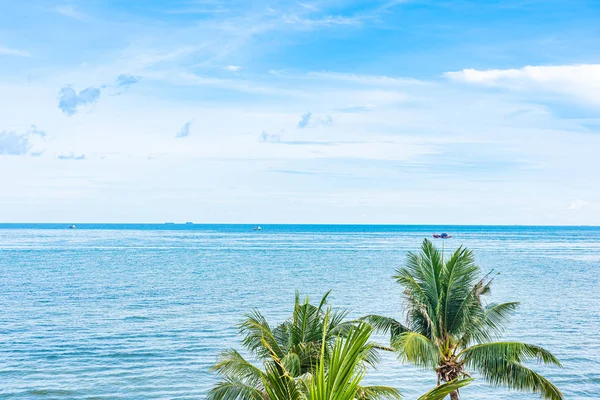 Bela paisagem panorâmica ou oceano de paisagens marinhas com nuvem branca — Fotografia de Stock