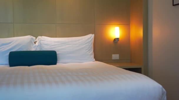 Imágenes Del Dormitorio Amueblado Lujo Hotel — Vídeos de Stock