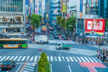 Tokyo, Japonya 29 Temmuz 2018: Shibuya kavşak veya kapısı olduğunu 
