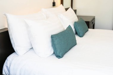 Güzel lüks ve konforlu yatak odası iç dekorasyon zekâ