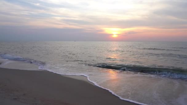 Tranquil Footage Beautiful Wavy Sea Sunset — Stock Video